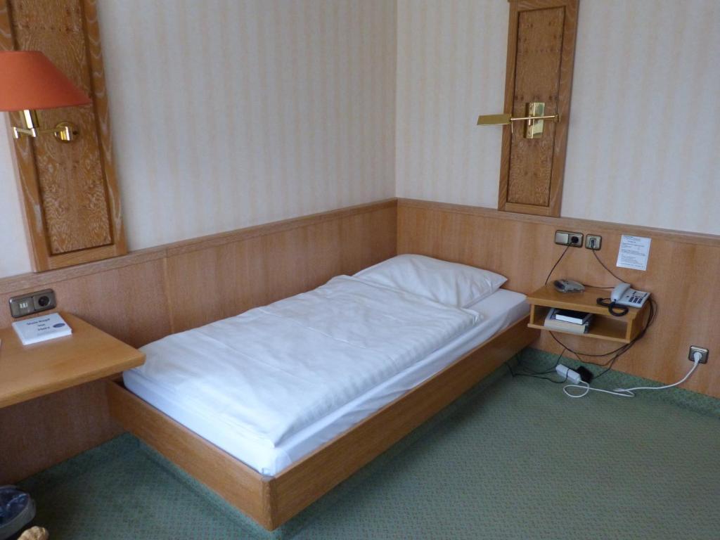 Schaperkrug Hotel Celle Kamer foto