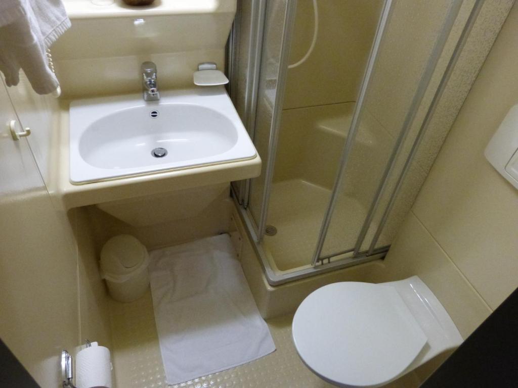 Schaperkrug Hotel Celle Kamer foto